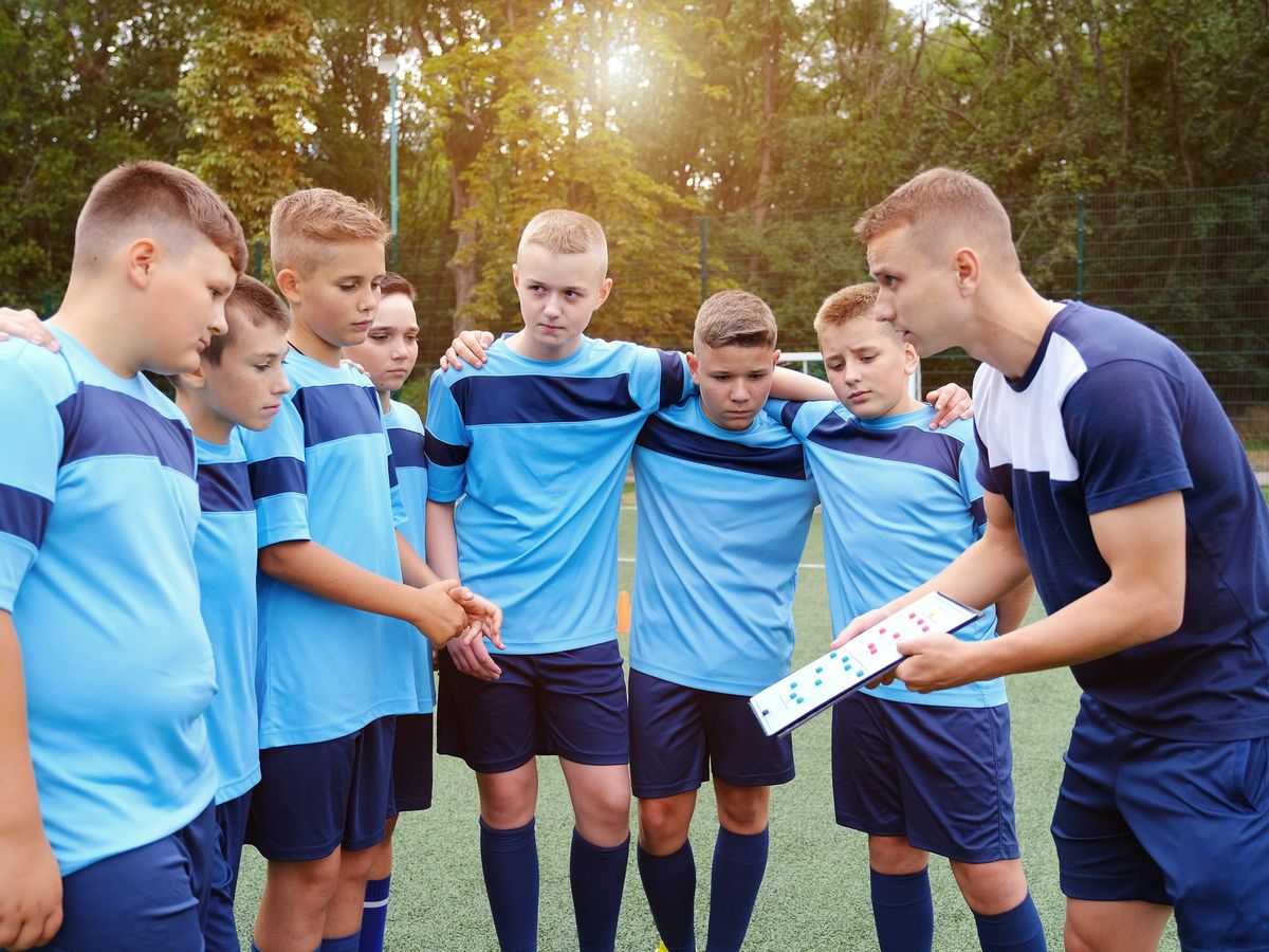 Jak nowoczesne platformy wspierają rozwój młodych talentów piłkarskich